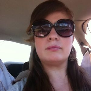 Meet your Posher, Blanca